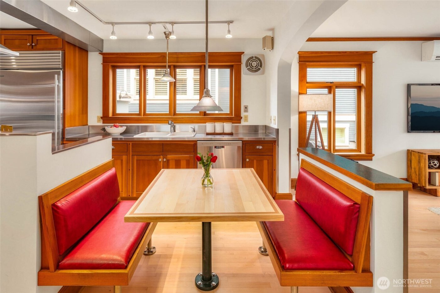 2117 N 36th Street , Seattle, WA 98103