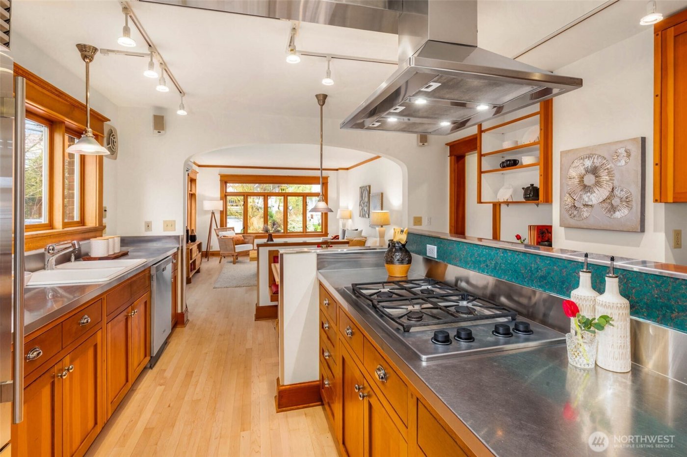 2117 N 36th Street , Seattle, WA 98103