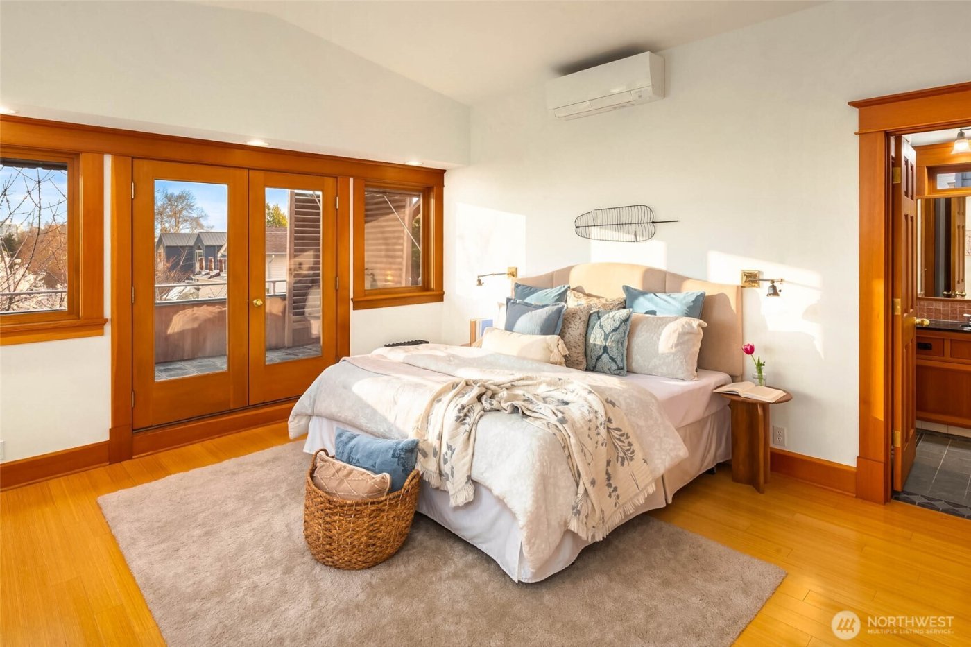 2117 N 36th Street , Seattle, WA 98103