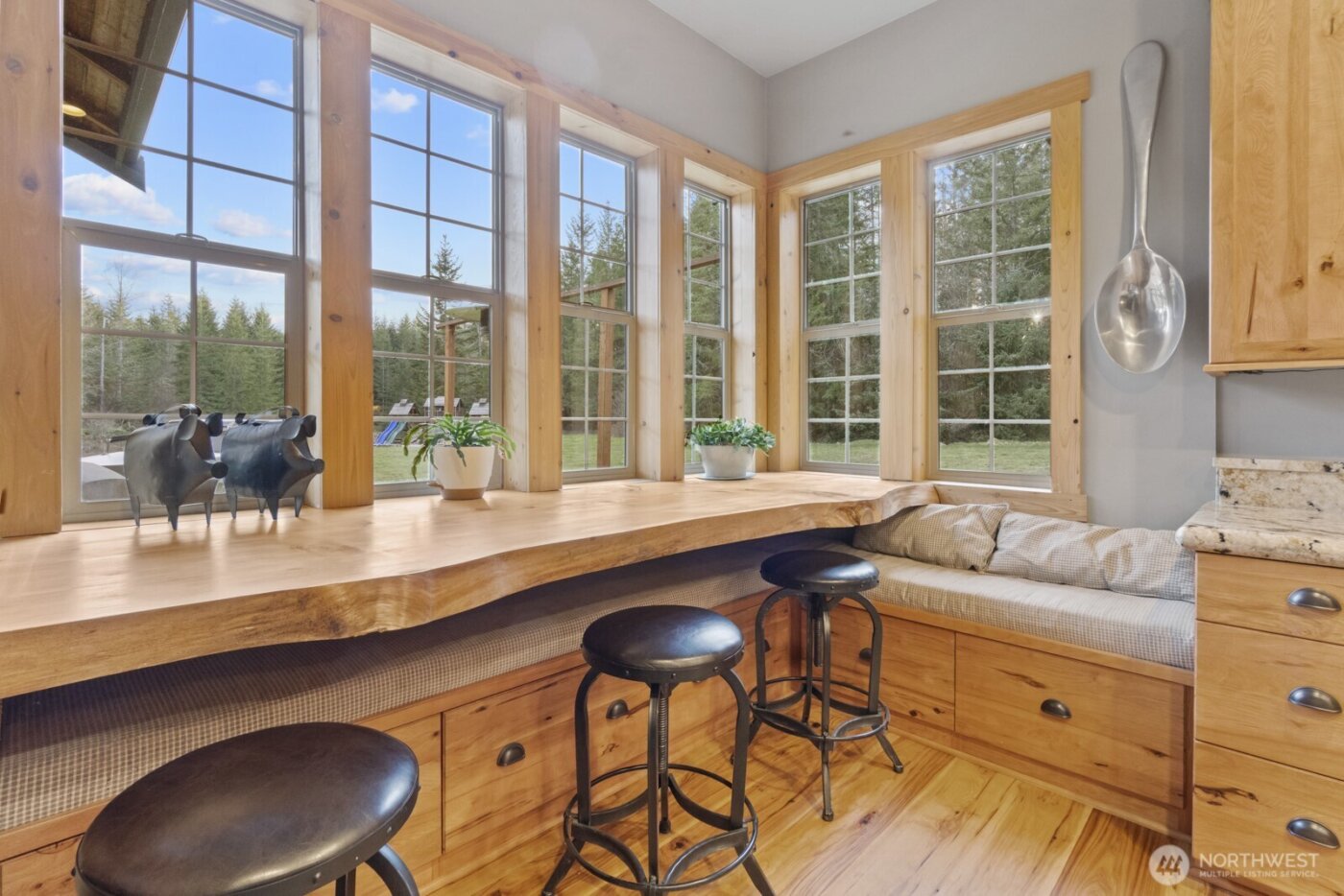 40105 Highland Drive E, Roy, WA 98580