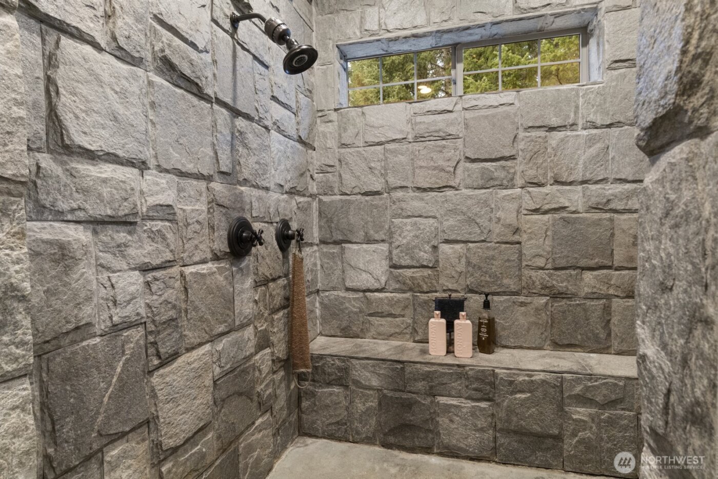 40105 Highland Drive E, Roy, WA 98580