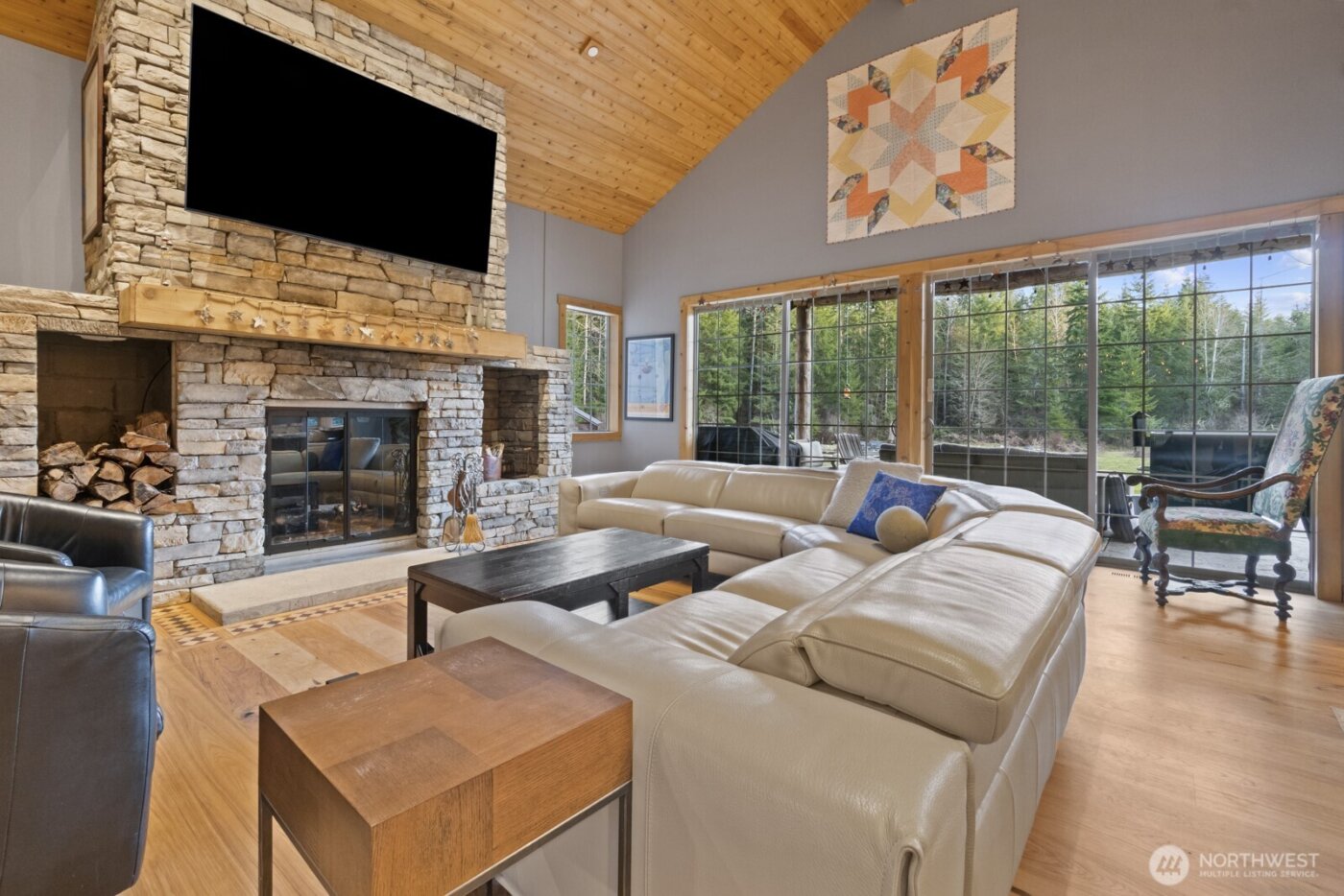 40105 Highland Drive E, Roy, WA 98580