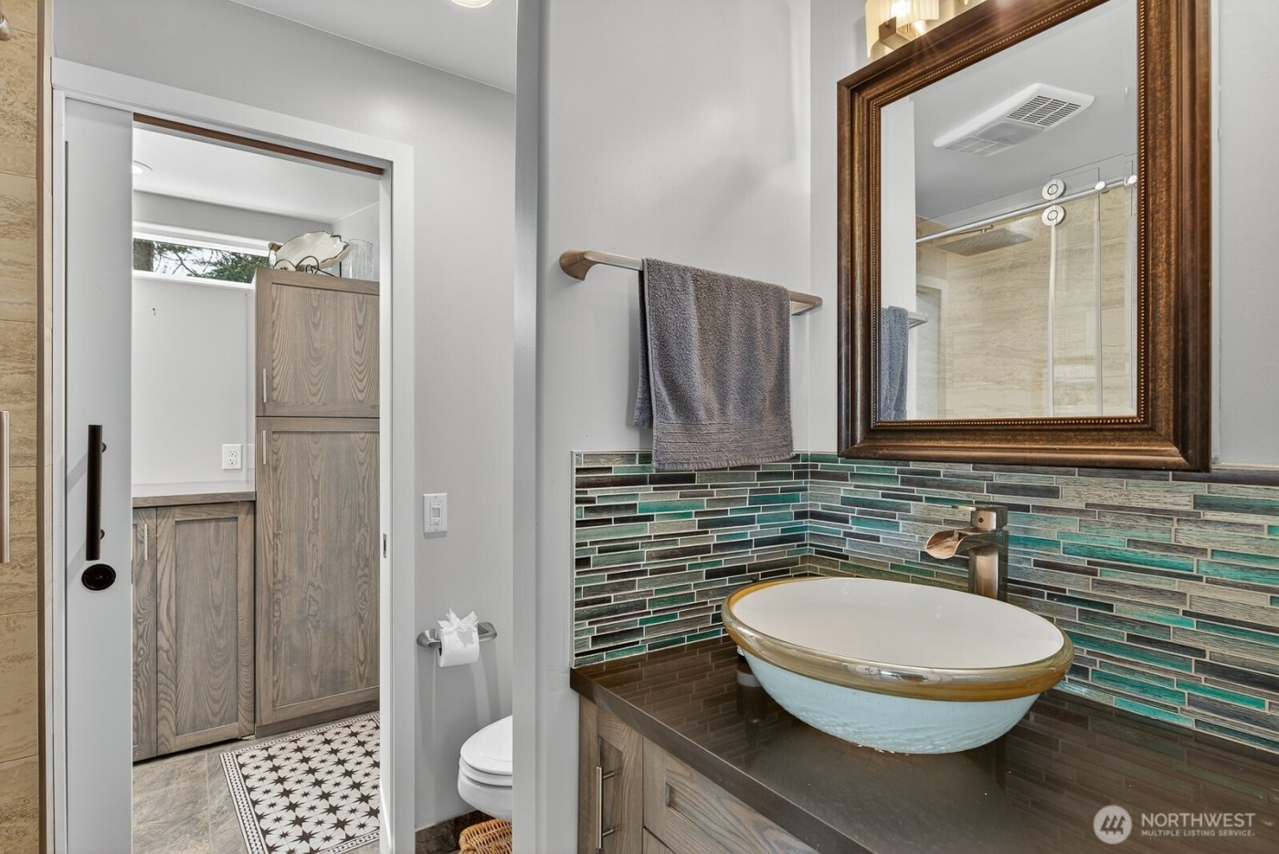 1857 Cascade View Drive , Camano Island, WA 98282-8483