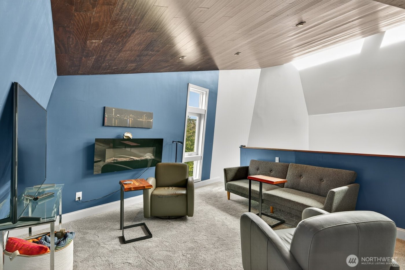 1857 Cascade View Drive , Camano Island, WA 98282-8483