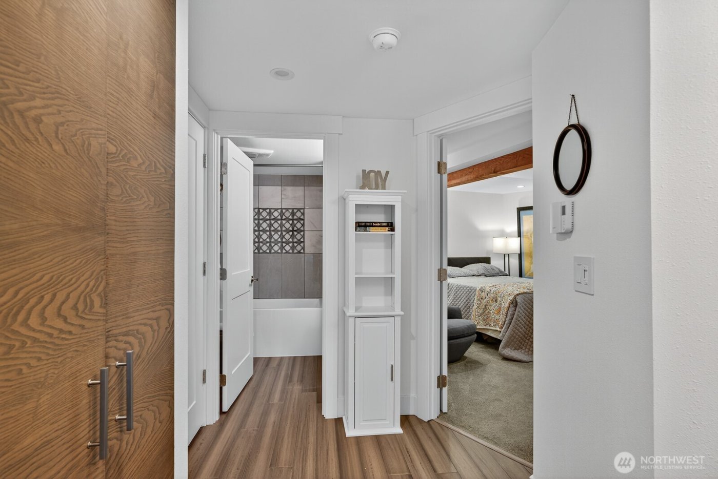 1857 Cascade View Drive , Camano Island, WA 98282-8483