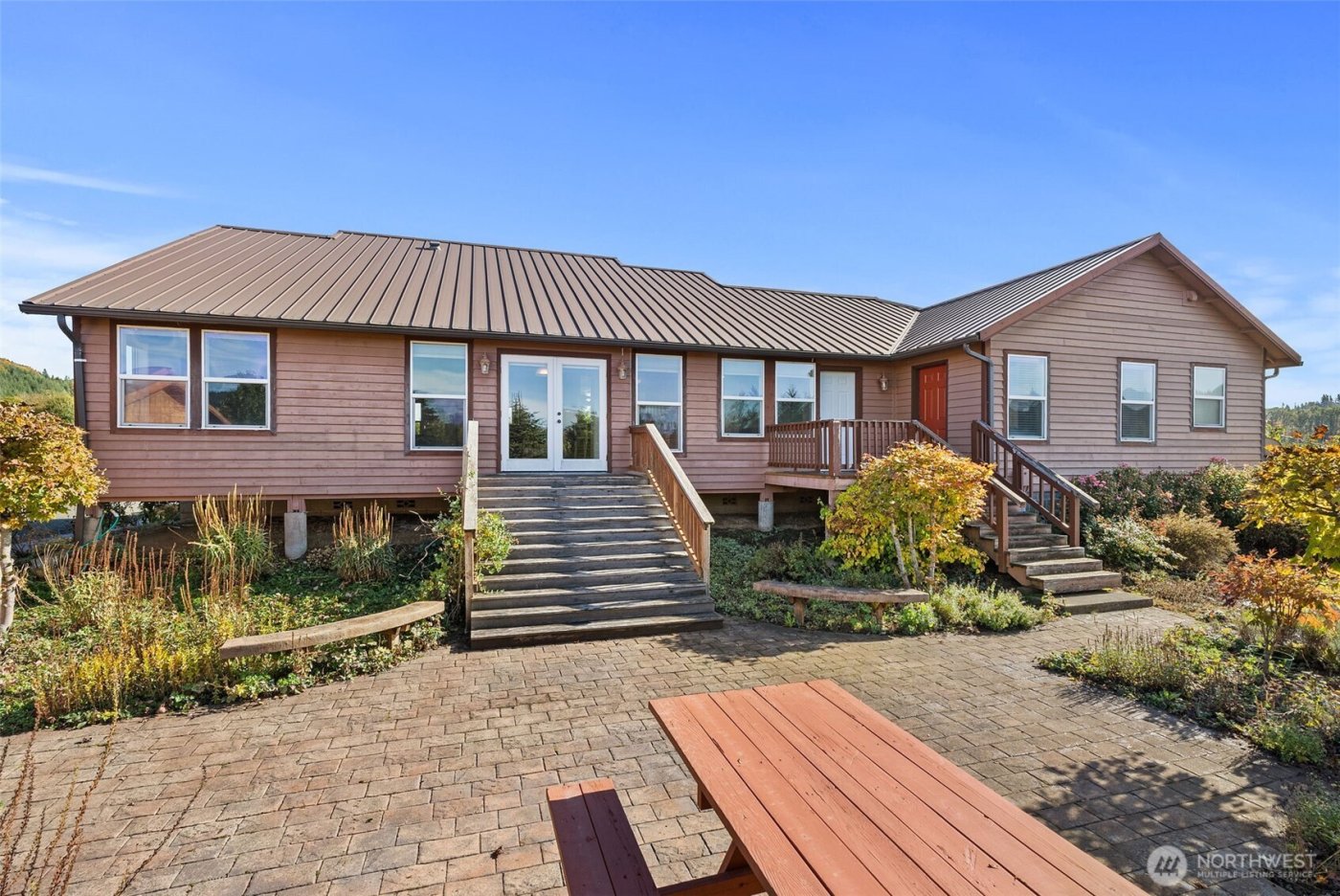 395 Ceres Hill Road , Chehalis, WA 98532