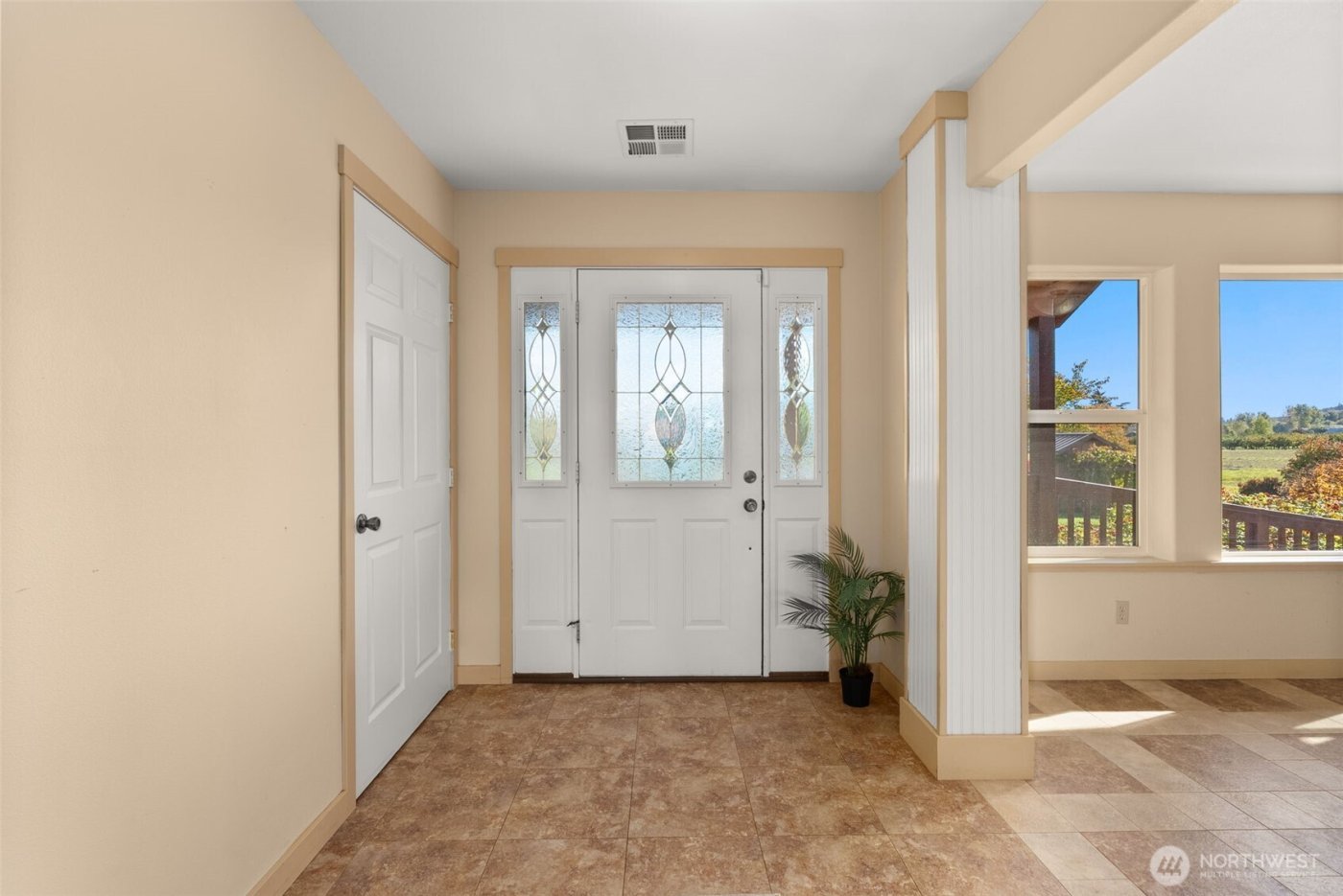 395 Ceres Hill Road , Chehalis, WA 98532