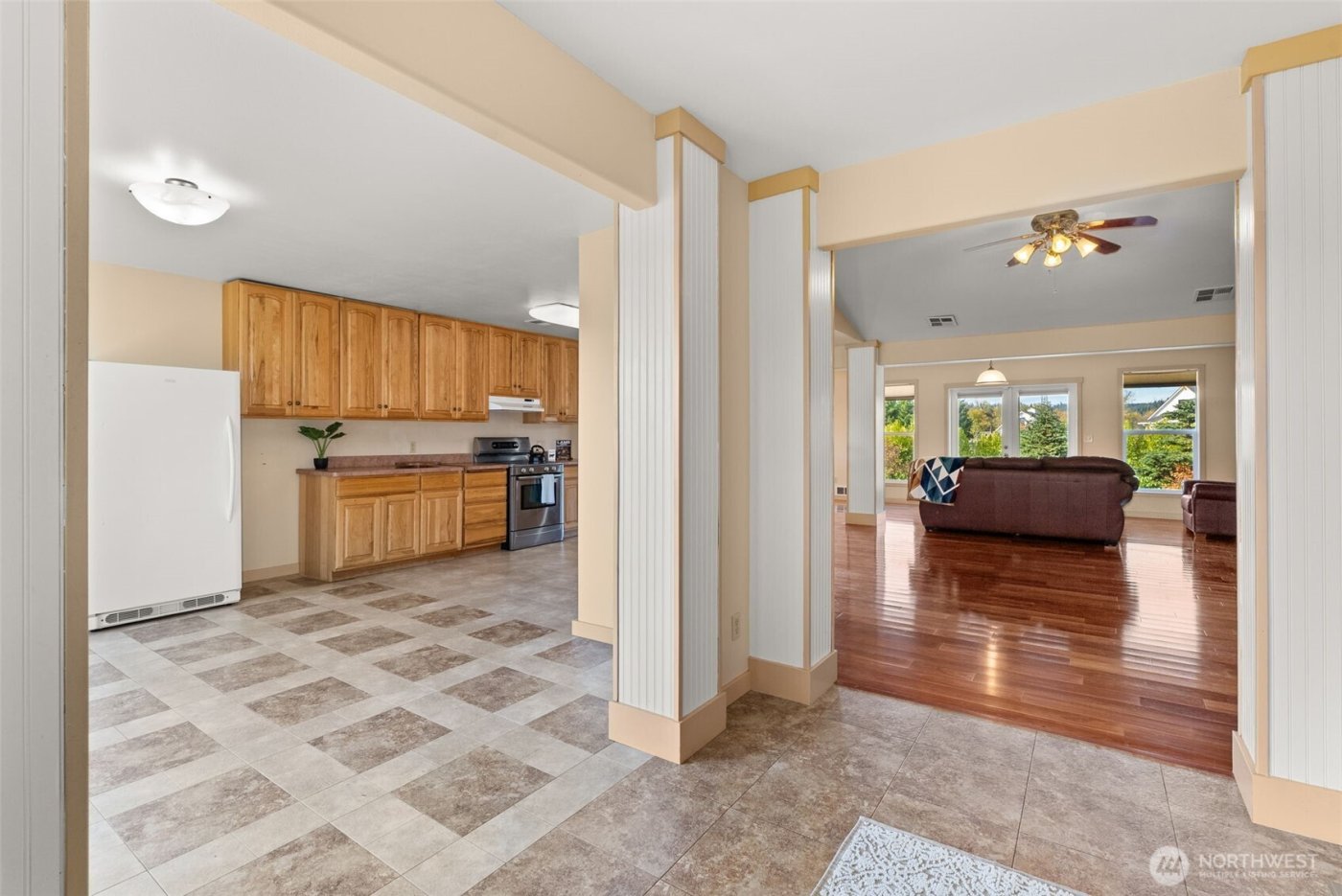 395 Ceres Hill Road , Chehalis, WA 98532