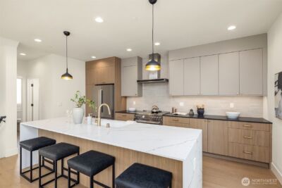 4421 2nd Avenue NE, Seattle, WA 98105 - Photo 6