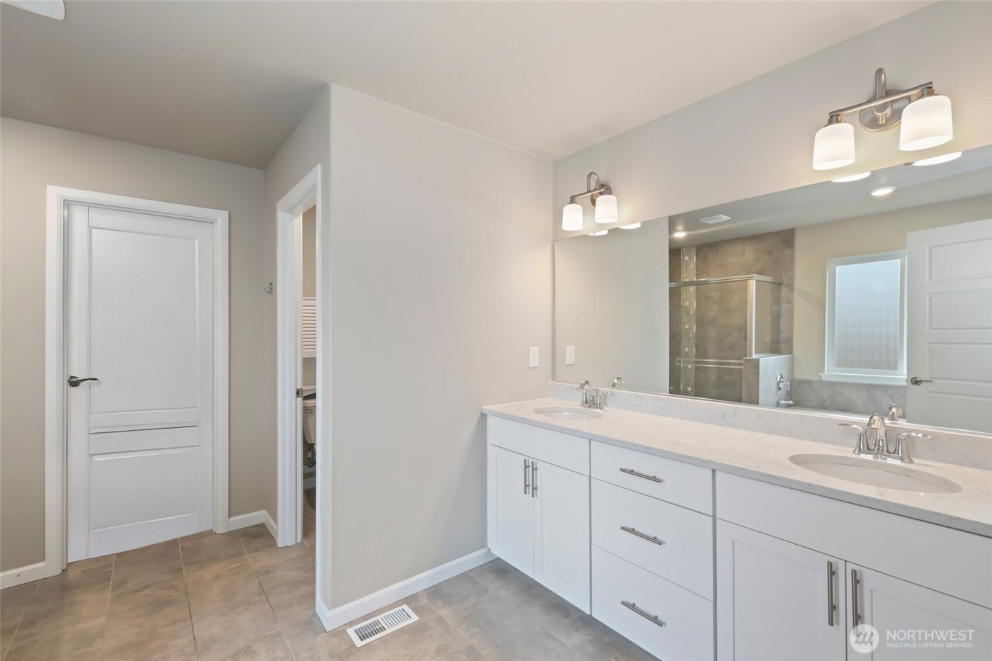 25704 207th Place SE, Covington, WA 98042