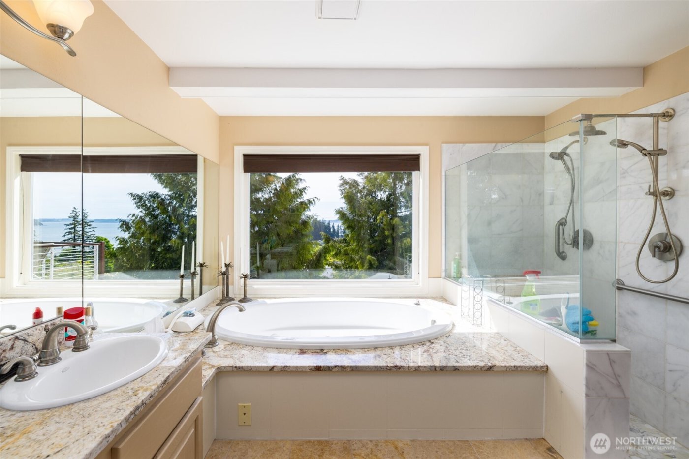 987 NW Camano Drive , Camano Island, WA 98282