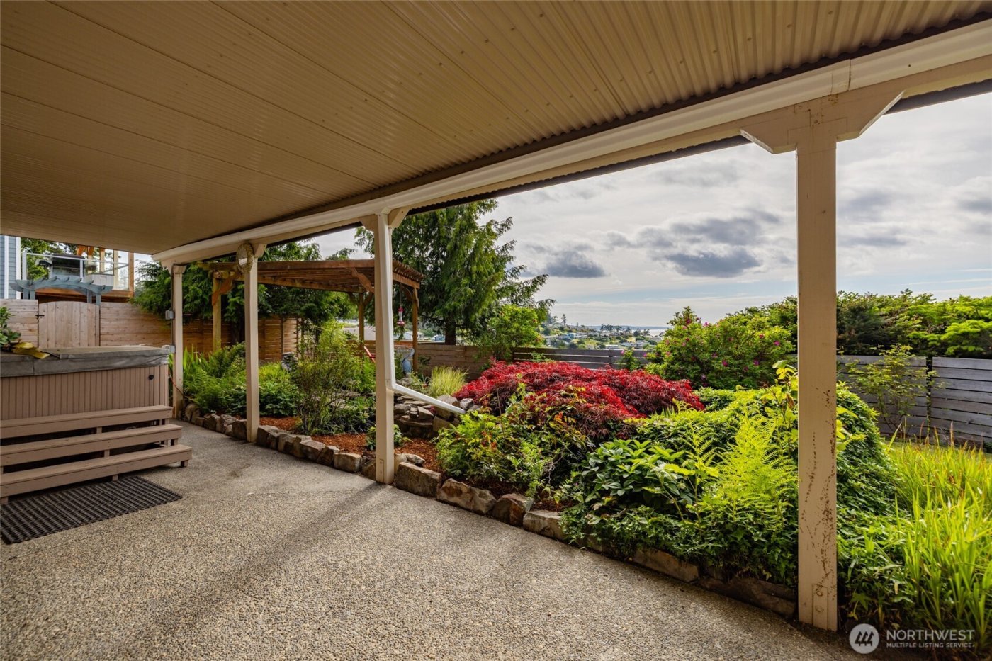 987 NW Camano Drive , Camano Island, WA 98282