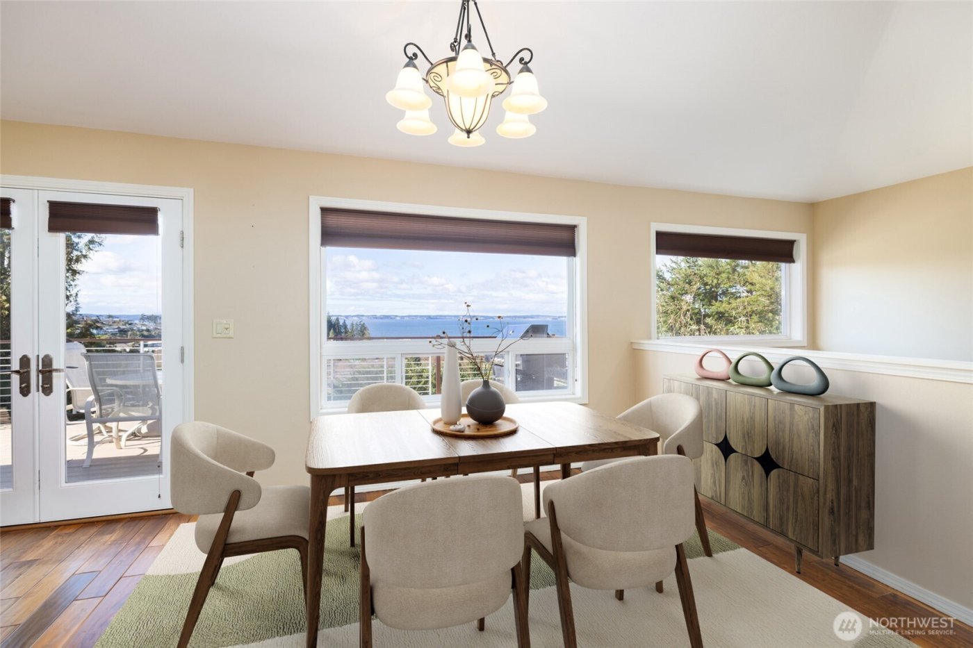 987 NW Camano Drive , Camano Island, WA 98282