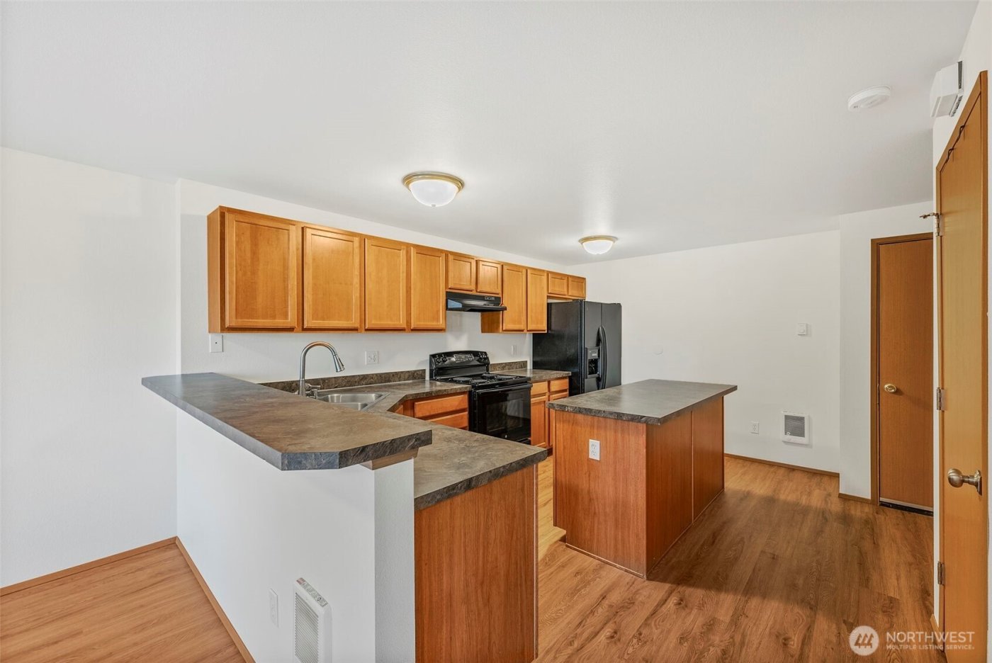 2702 Hidden Springs Loop SE, Lacey, WA 98503