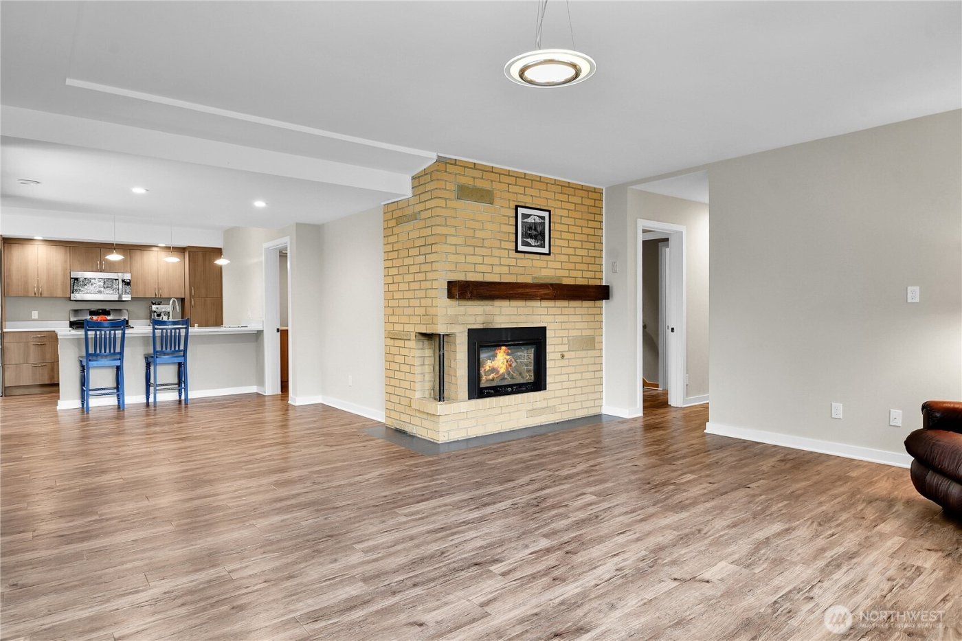 18722 56th Avenue NE, Kenmore, WA 98028