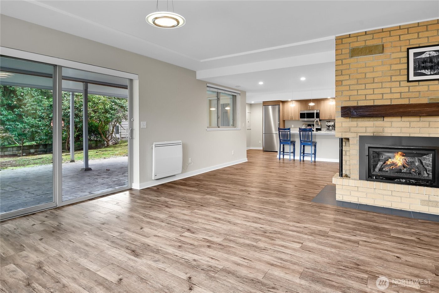 18722 56th Avenue NE, Kenmore, WA 98028