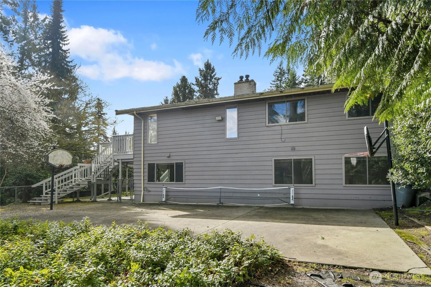 18722 56th Avenue NE, Kenmore, WA 98028