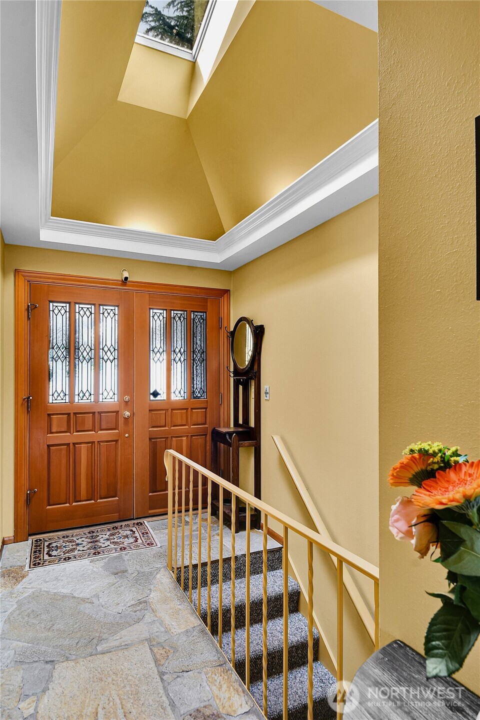 18722 56th Avenue NE, Kenmore, WA 98028