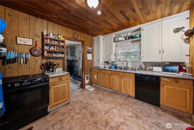 2502 S 74th Street , Tacoma, WA 98409 - Photo 6
