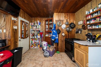 2502 S 74th Street , Tacoma, WA 98409 - Photo 7