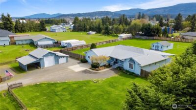 787 N Kendall Road , Sequim, WA 98382