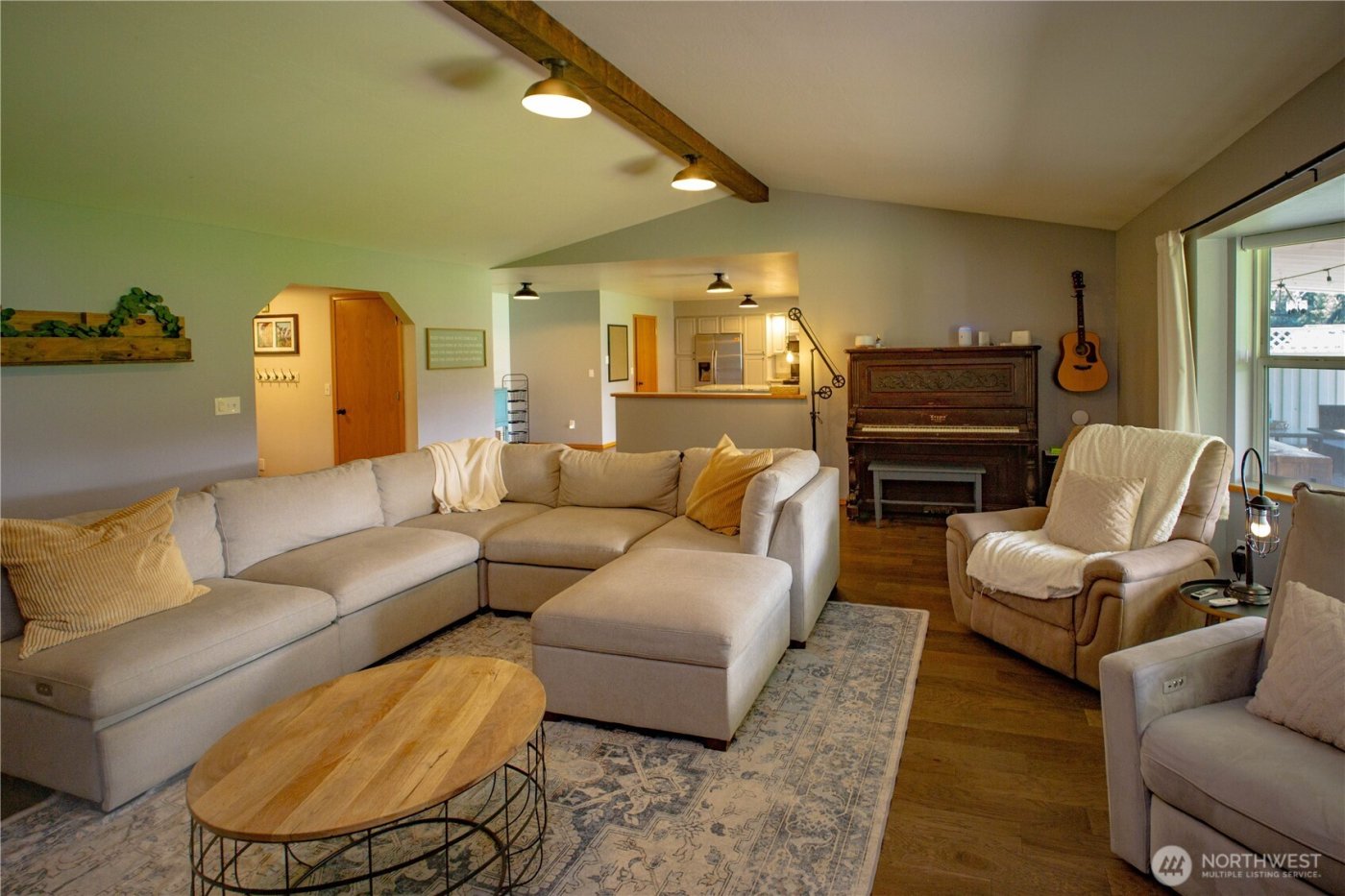 787 N Kendall Road , Sequim, WA 98382