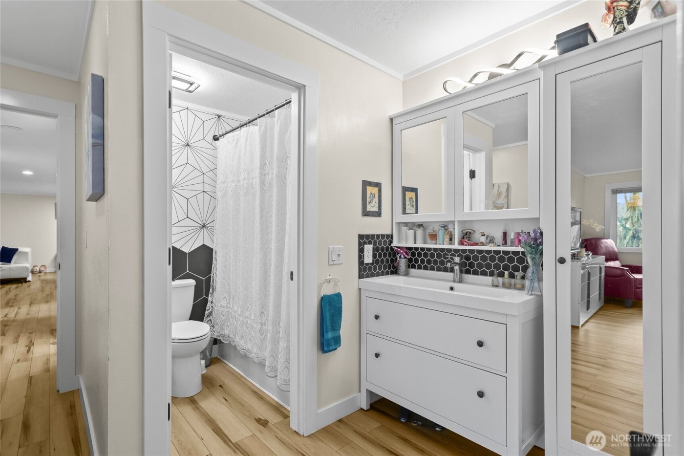 7501 Ruby Drive SW #H202, Lakewood, WA 98498