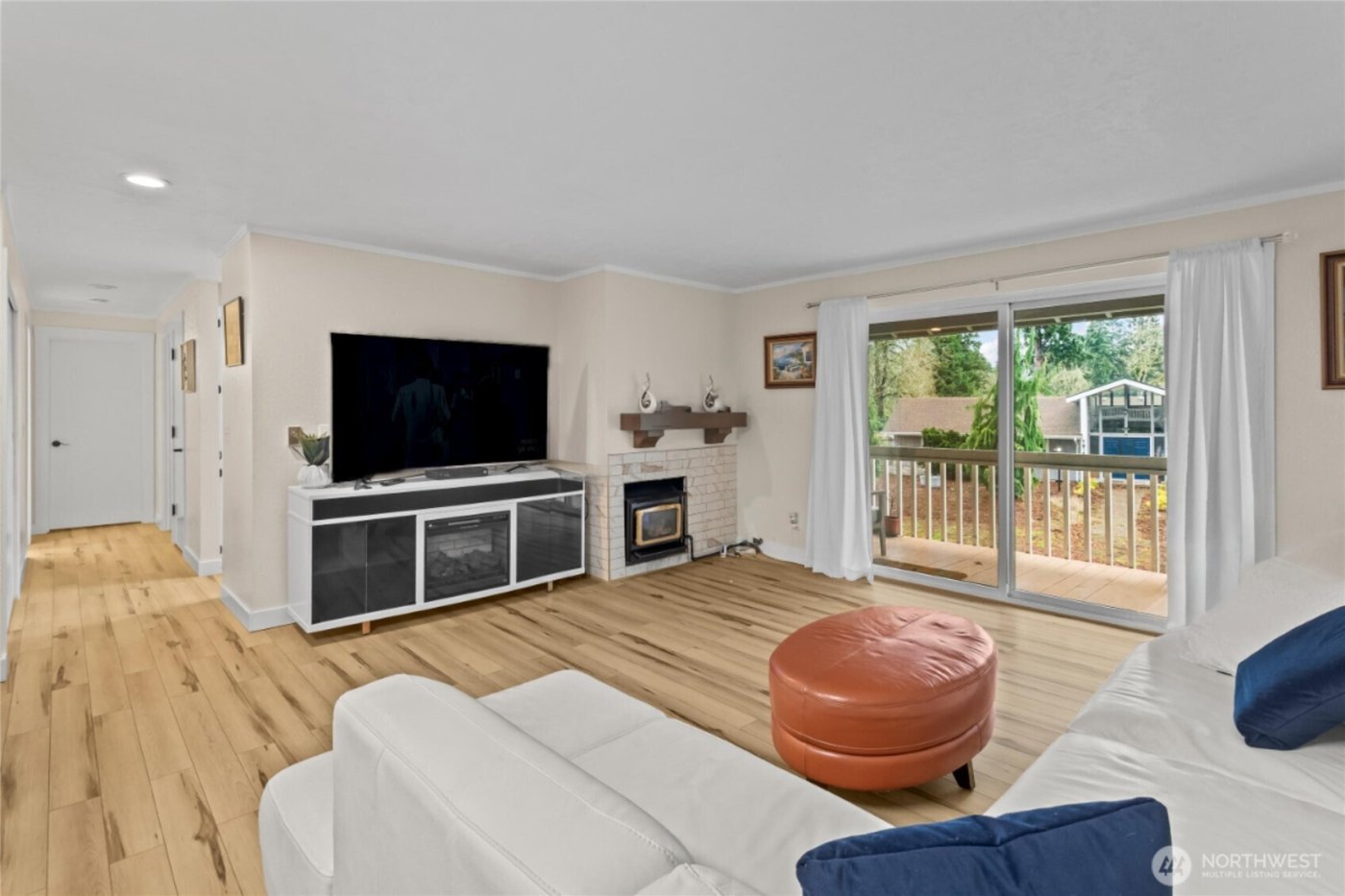 7501 Ruby Drive SW #H202, Lakewood, WA 98498