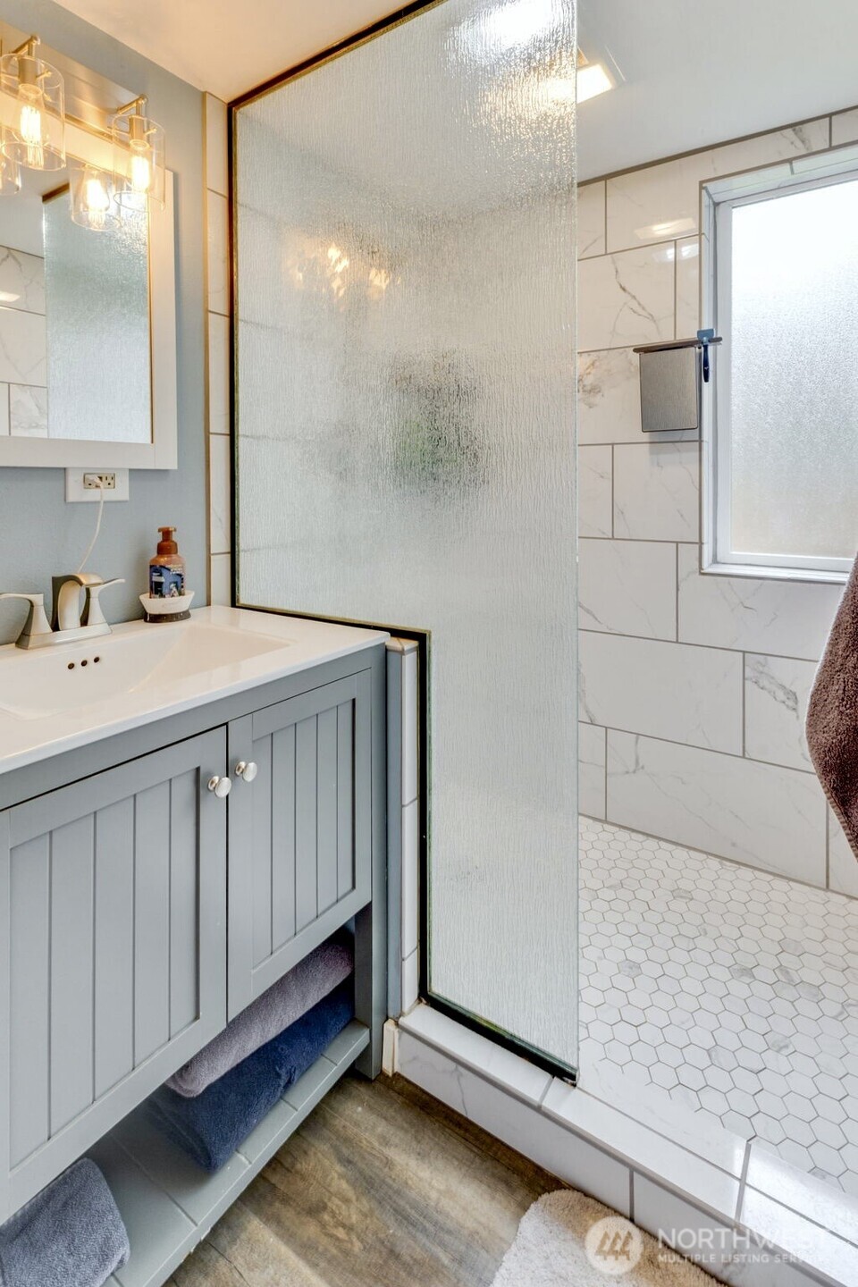 331 Harbor View Loop SE, Ocean Shores, WA 98569