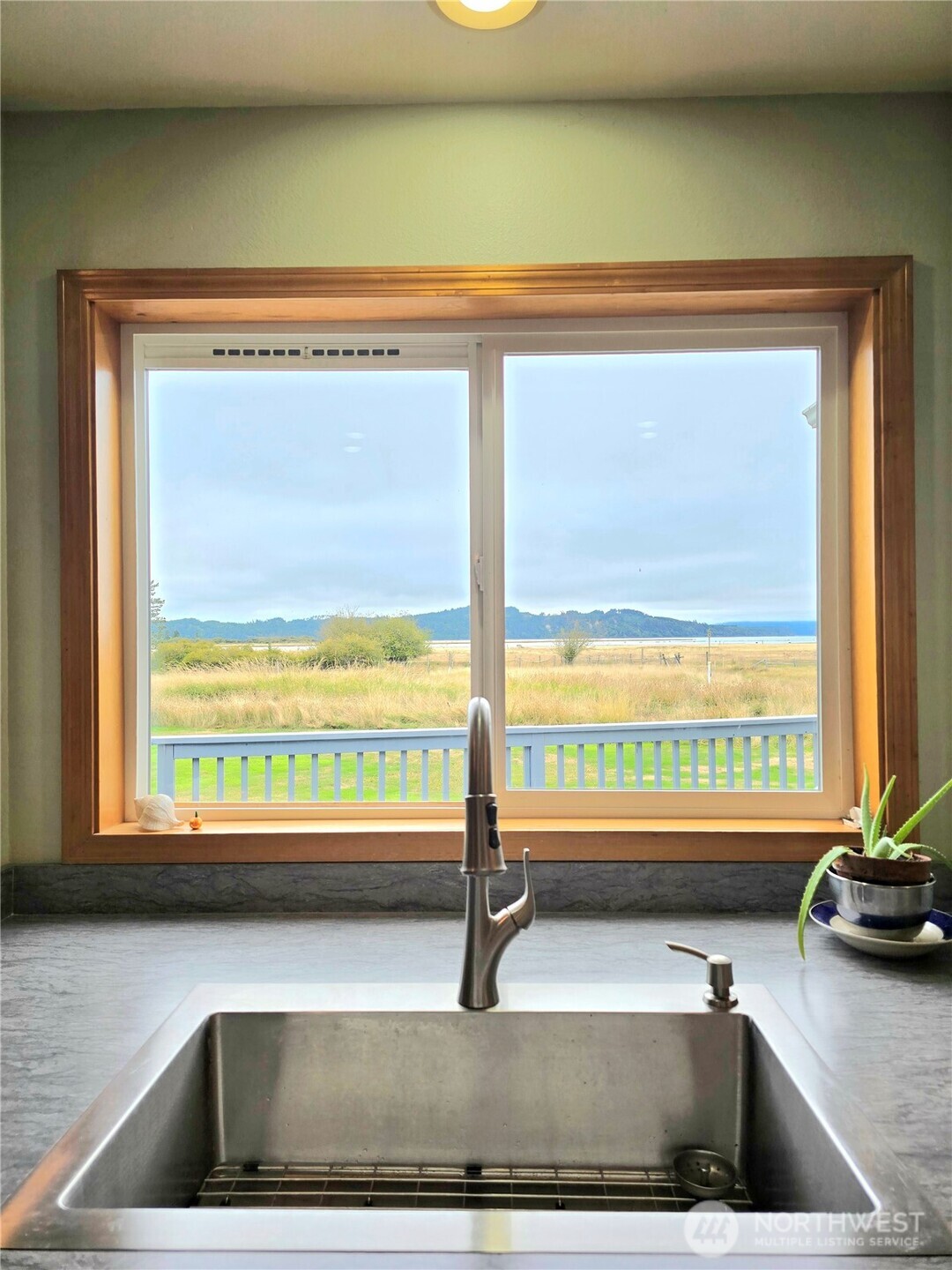 2900 Wheeler Avenue , Tokeland, WA 98590