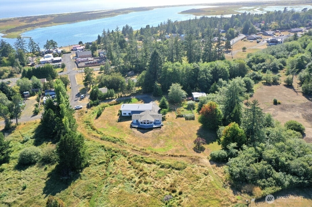 2900 Wheeler Avenue , Tokeland, WA 98590