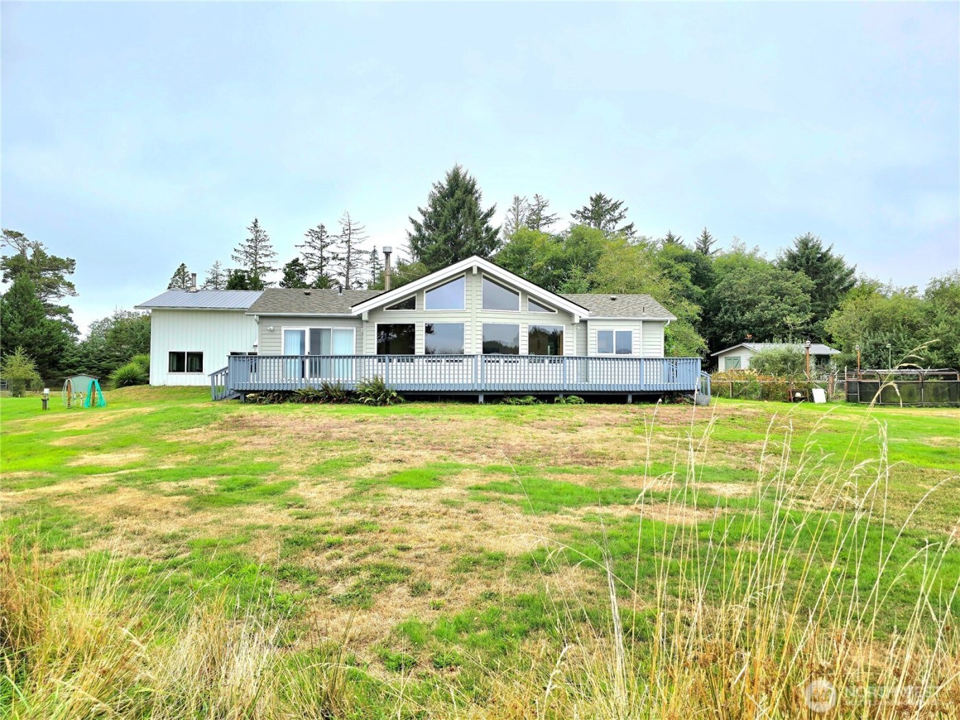 2900 Wheeler Avenue , Tokeland, WA 98590