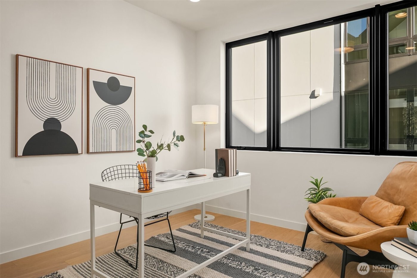 411 99th Avenue NE, Bellevue, WA 98004