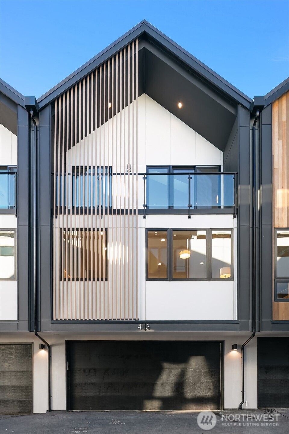 411 99th Avenue NE, Bellevue, WA 98004