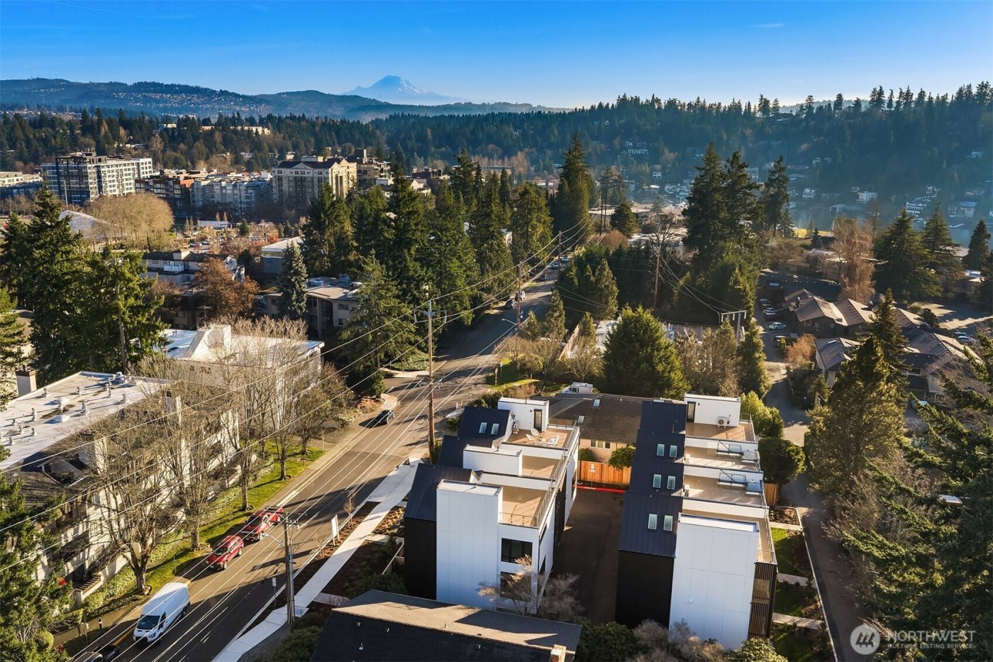 411 99th Avenue NE, Bellevue, WA 98004