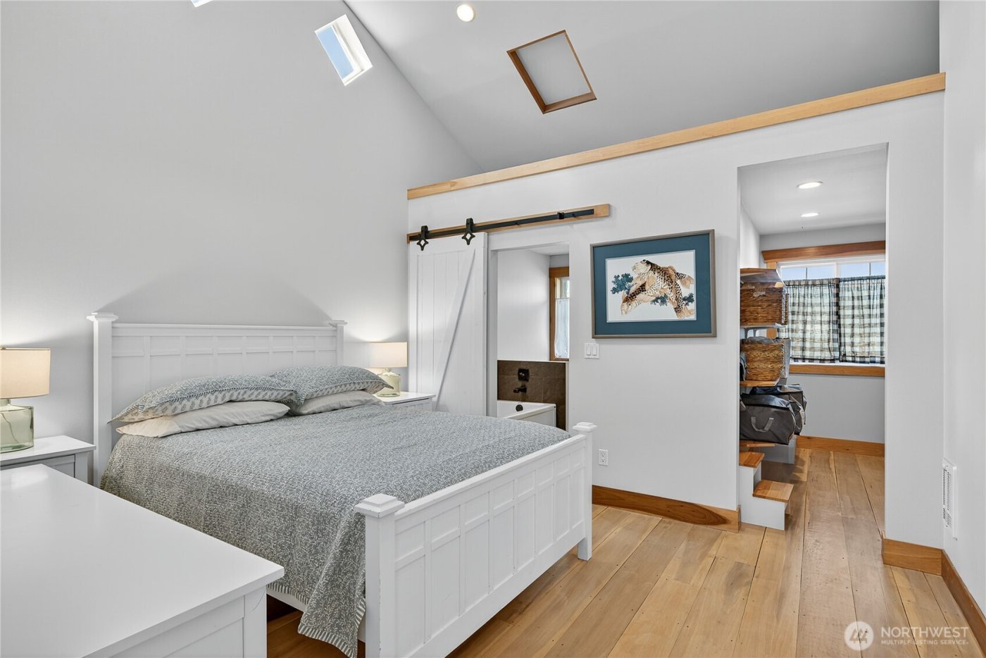 157 Russell Road , Camano Island, WA 98282-8558