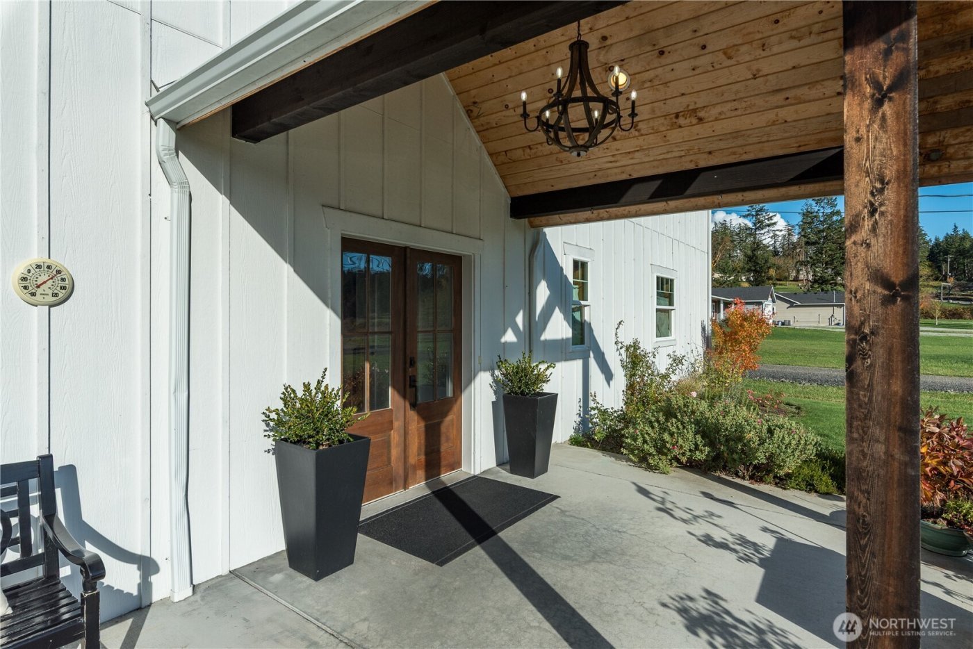 157 Russell Road , Camano Island, WA 98282-8558