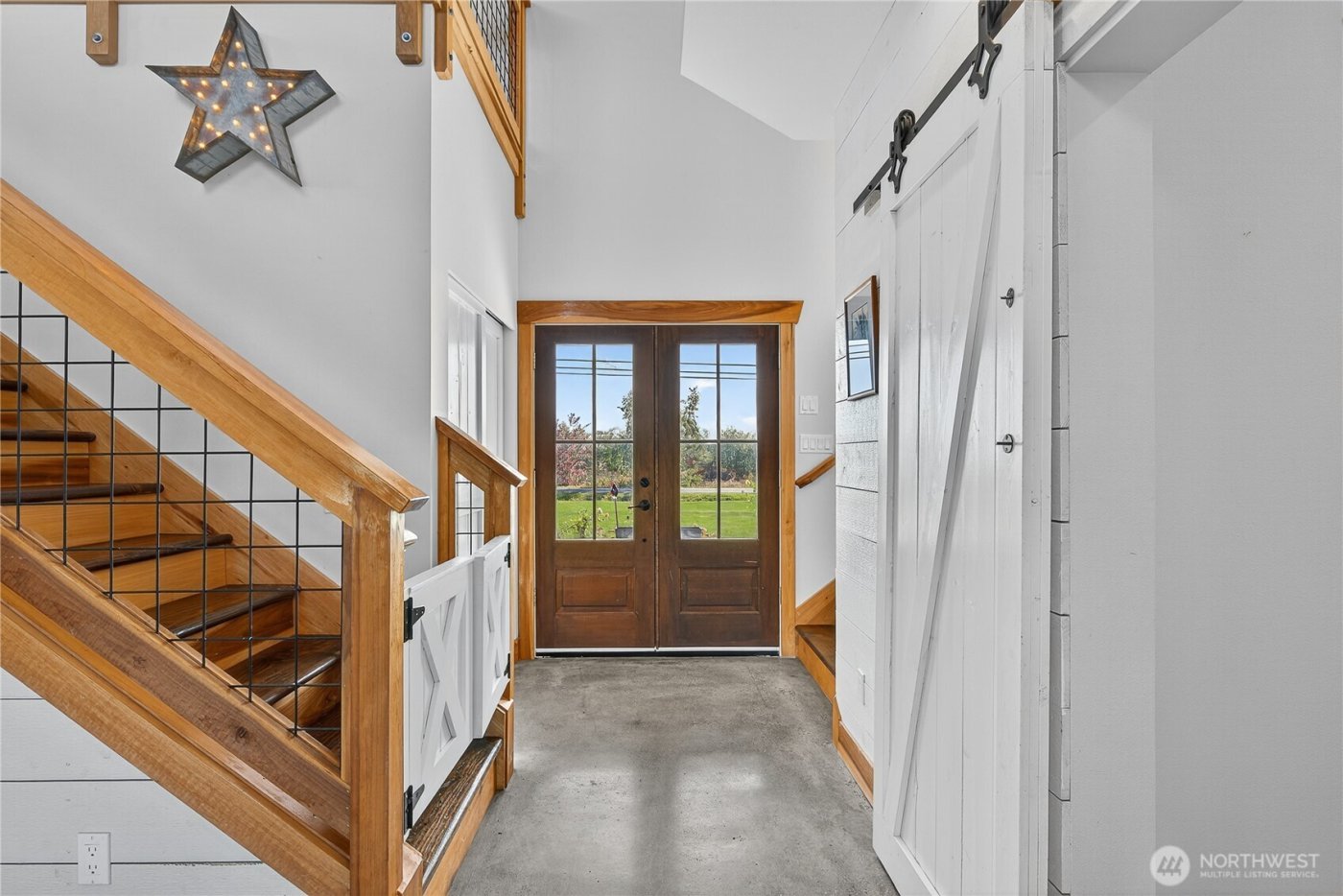 157 Russell Road , Camano Island, WA 98282-8558