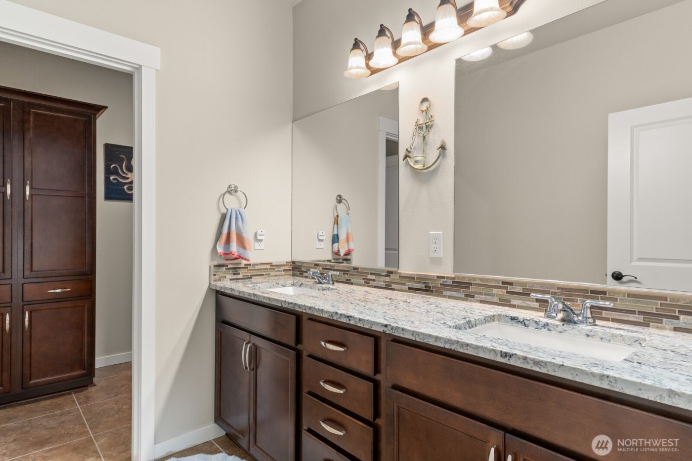 10916 Bay Meadows Lane , Burlington, WA 98233