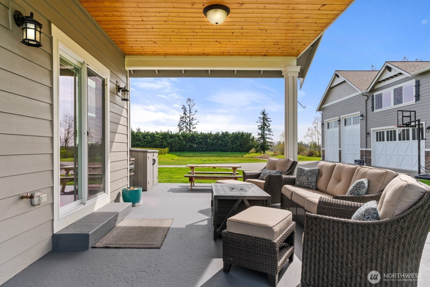 10916 Bay Meadows Lane , Burlington, WA 98233