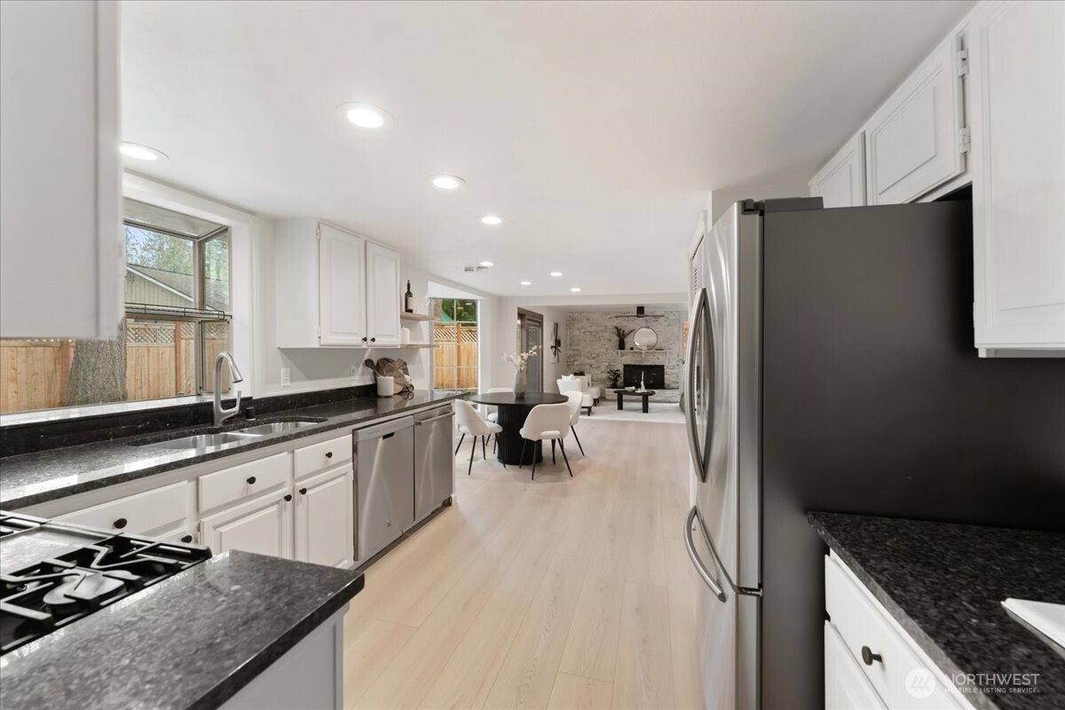 14433 106th Place NE, Kirkland, WA 98034