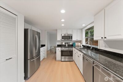 14433 106th Place NE, Kirkland, WA 98034 - Photo 14