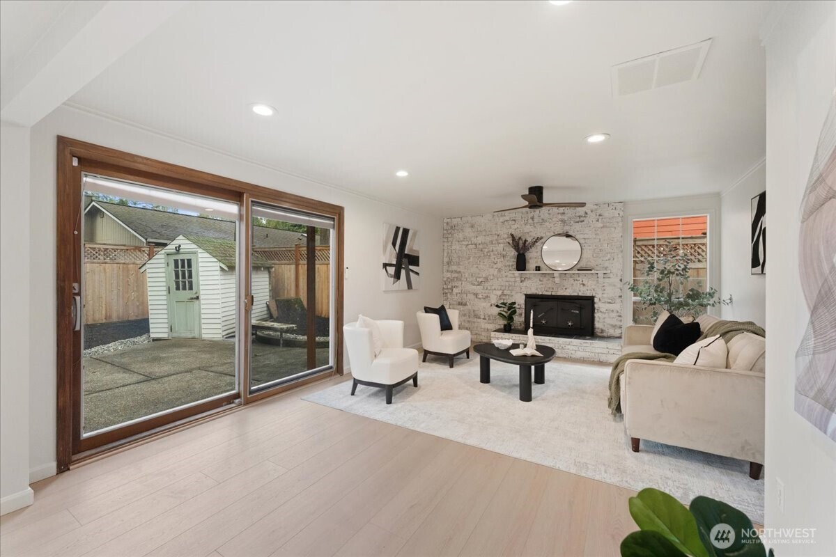 14433 106th Place NE, Kirkland, WA 98034