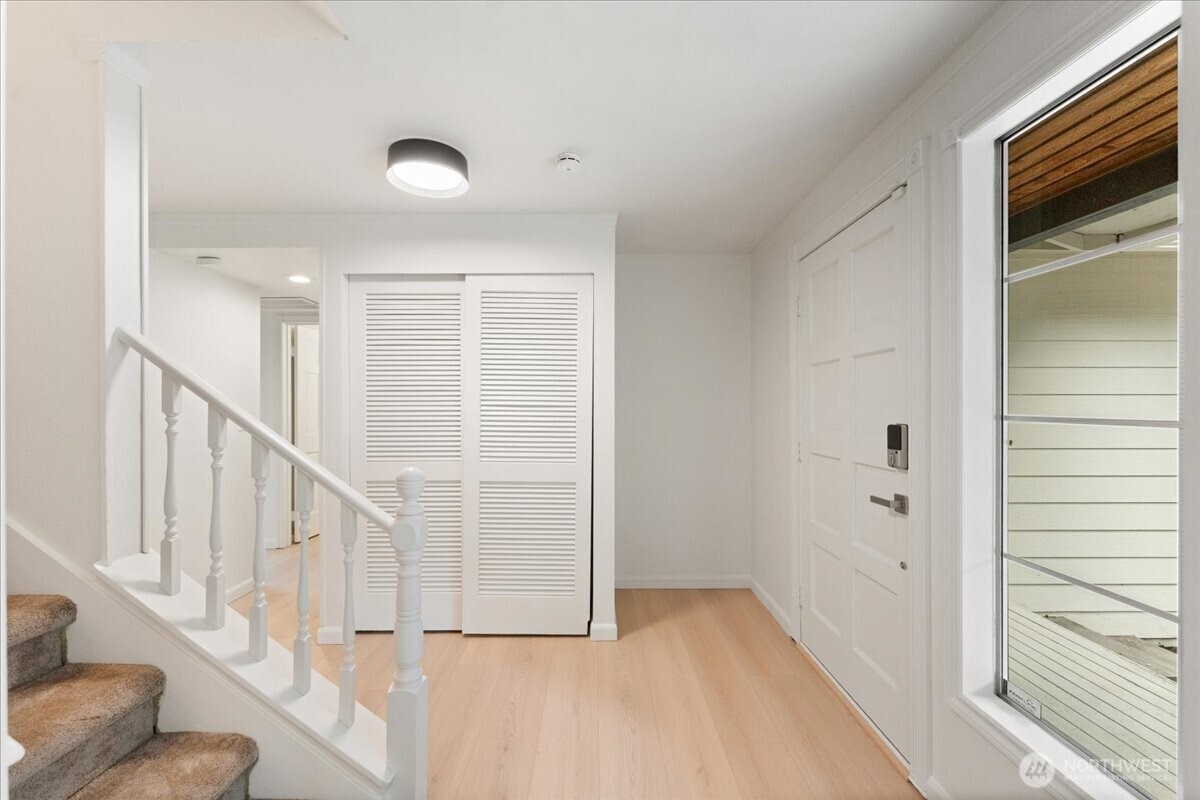 14433 106th Place NE, Kirkland, WA 98034