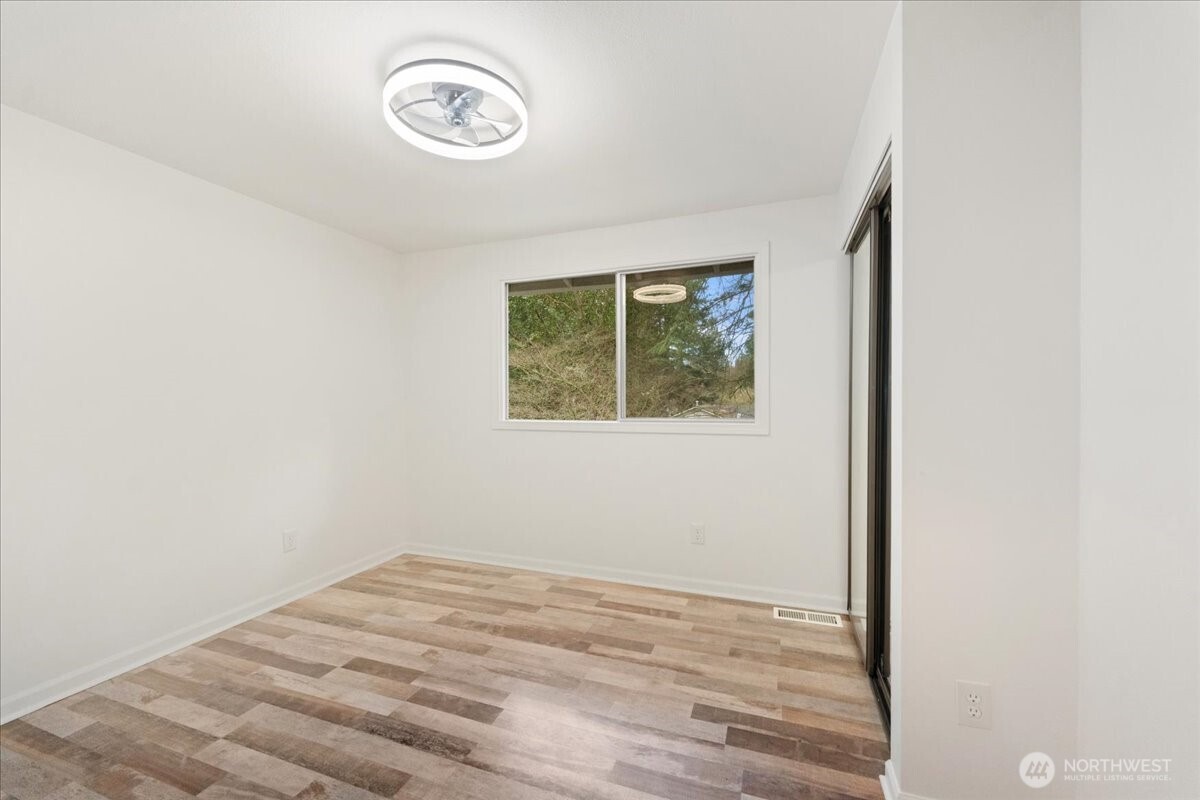 14433 106th Place NE, Kirkland, WA 98034