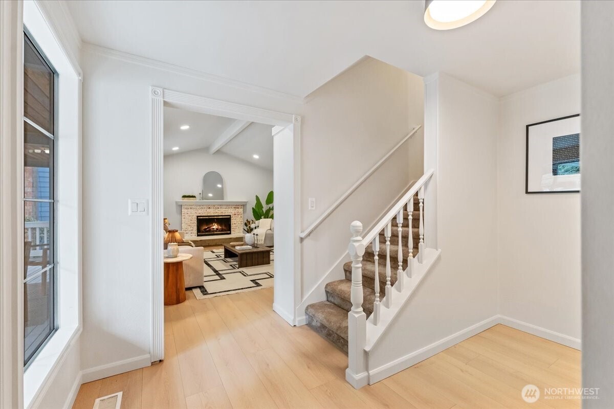 14433 106th Place NE, Kirkland, WA 98034