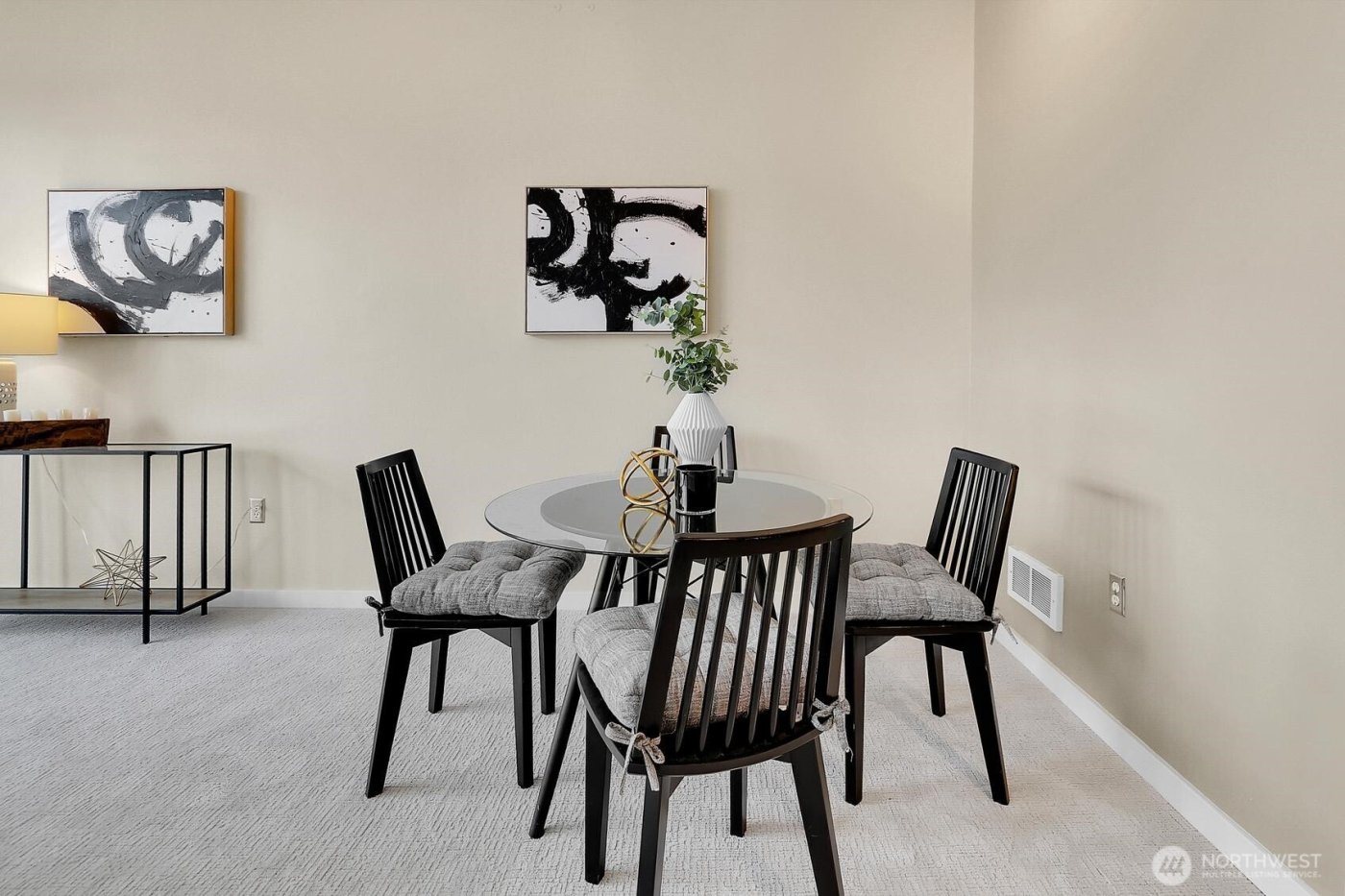 303 E Pike Street #402, Seattle, WA 98122-3698