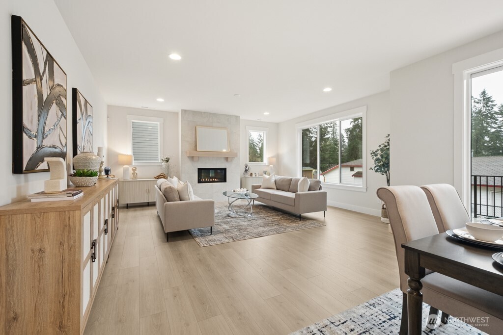 18007 SE 250th Place #1, Covington, WA 98042