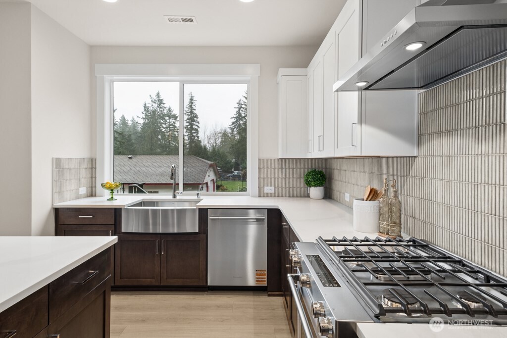 18007 SE 250th Place #1, Covington, WA 98042