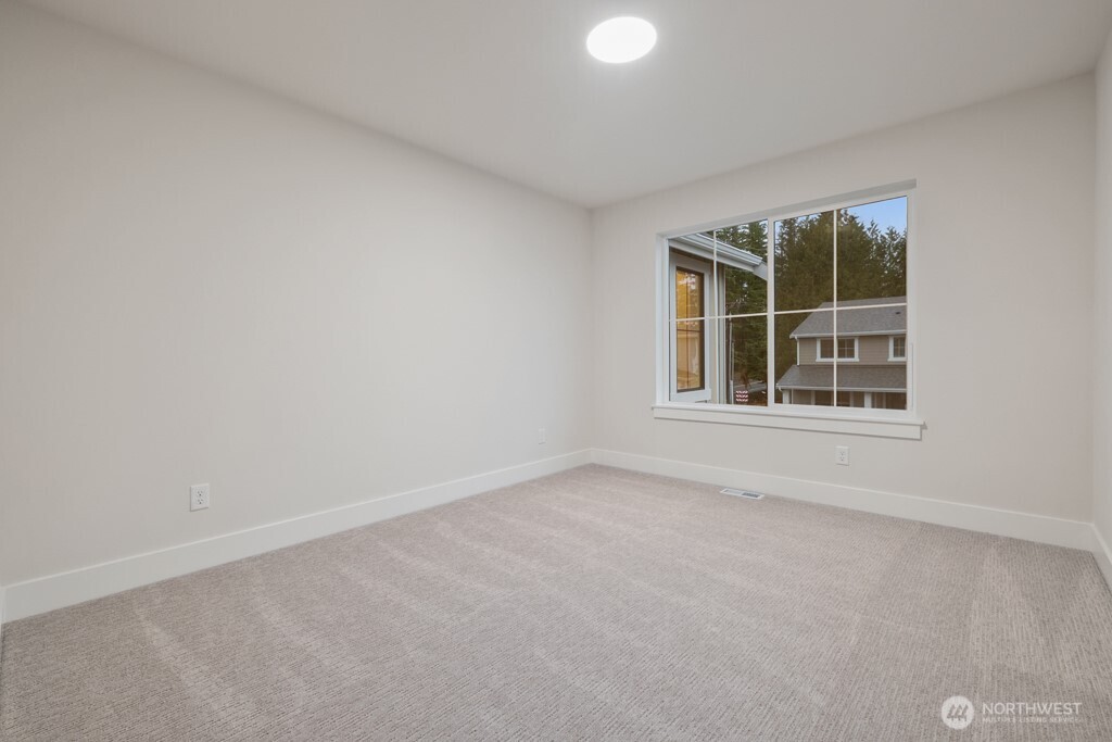 18007 SE 250th Place #1, Covington, WA 98042